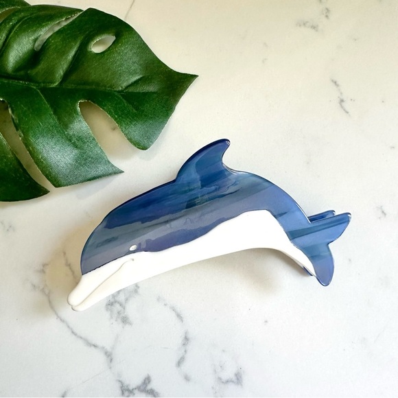 Accessories - 2/$30🌵 Blue Dolphin Claw Clip Hair Accessory Beach Ocean Sea Acrylic NEW